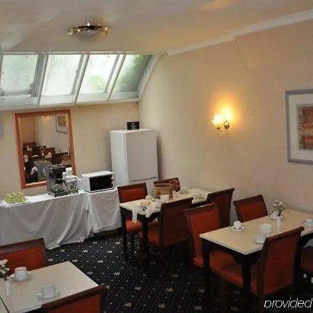 Corbigoe Hotel 